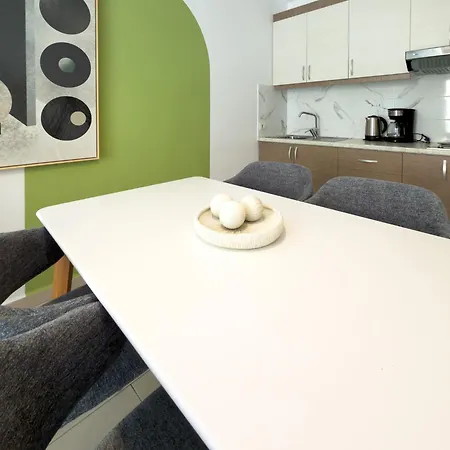 Anila - Pet Friendly *