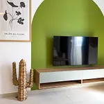 Anila - Pet Friendly *